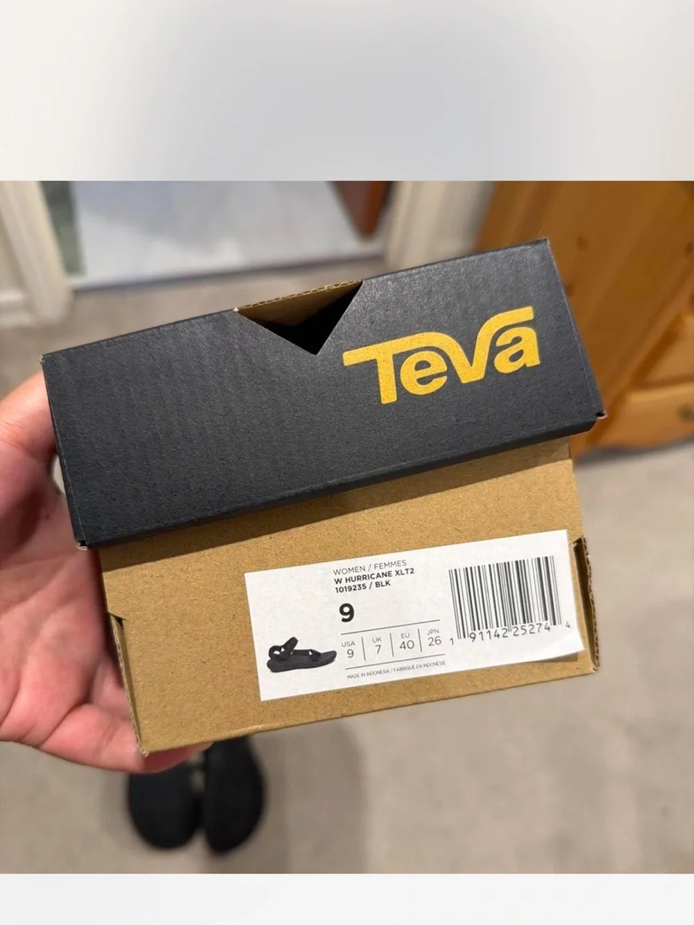 Teva Black Strappy Sport Sandals HURRICANE XLT2 women size 9